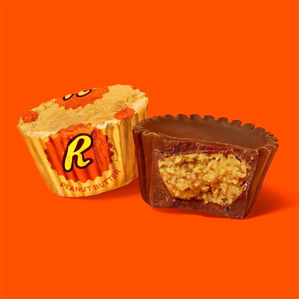 Miniatures Milk Chocolate Peanut Butter Cups, Candy Packs, 0.31 Oz (105 Pieces)