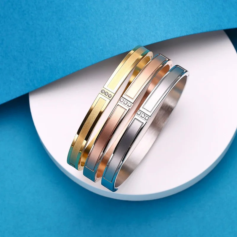 18K Gold Bracelet Matte Diamond Women's Bracelet - USMJ0234