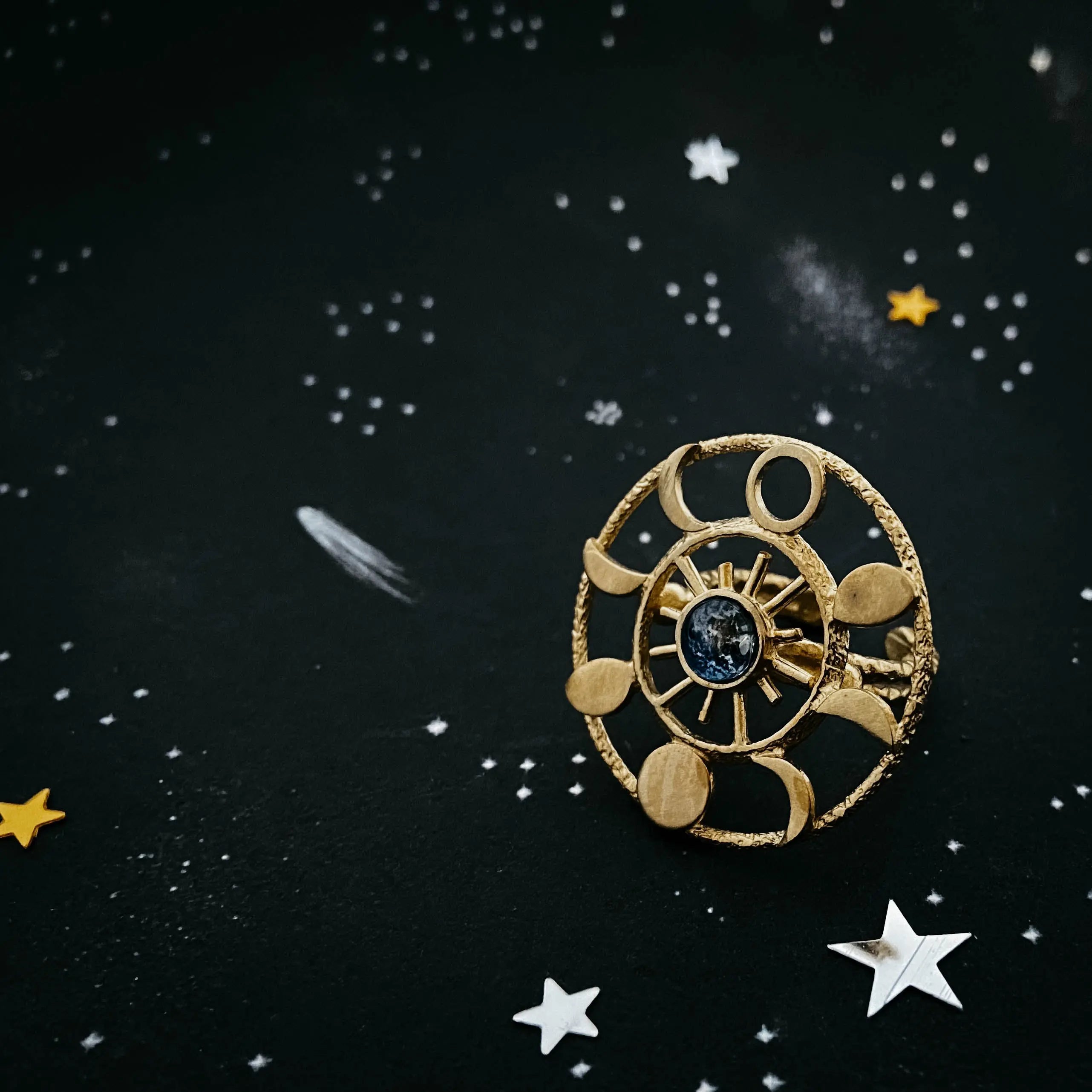 Large Moon Phase Statement Cocktail Ring - USMJ0335 DC-Yugen Handmade